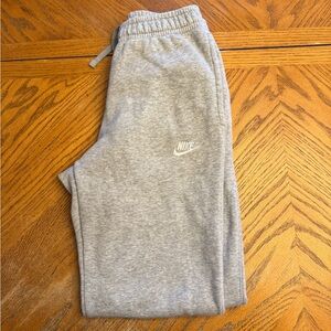 Nike Men's Gray Sweatpants